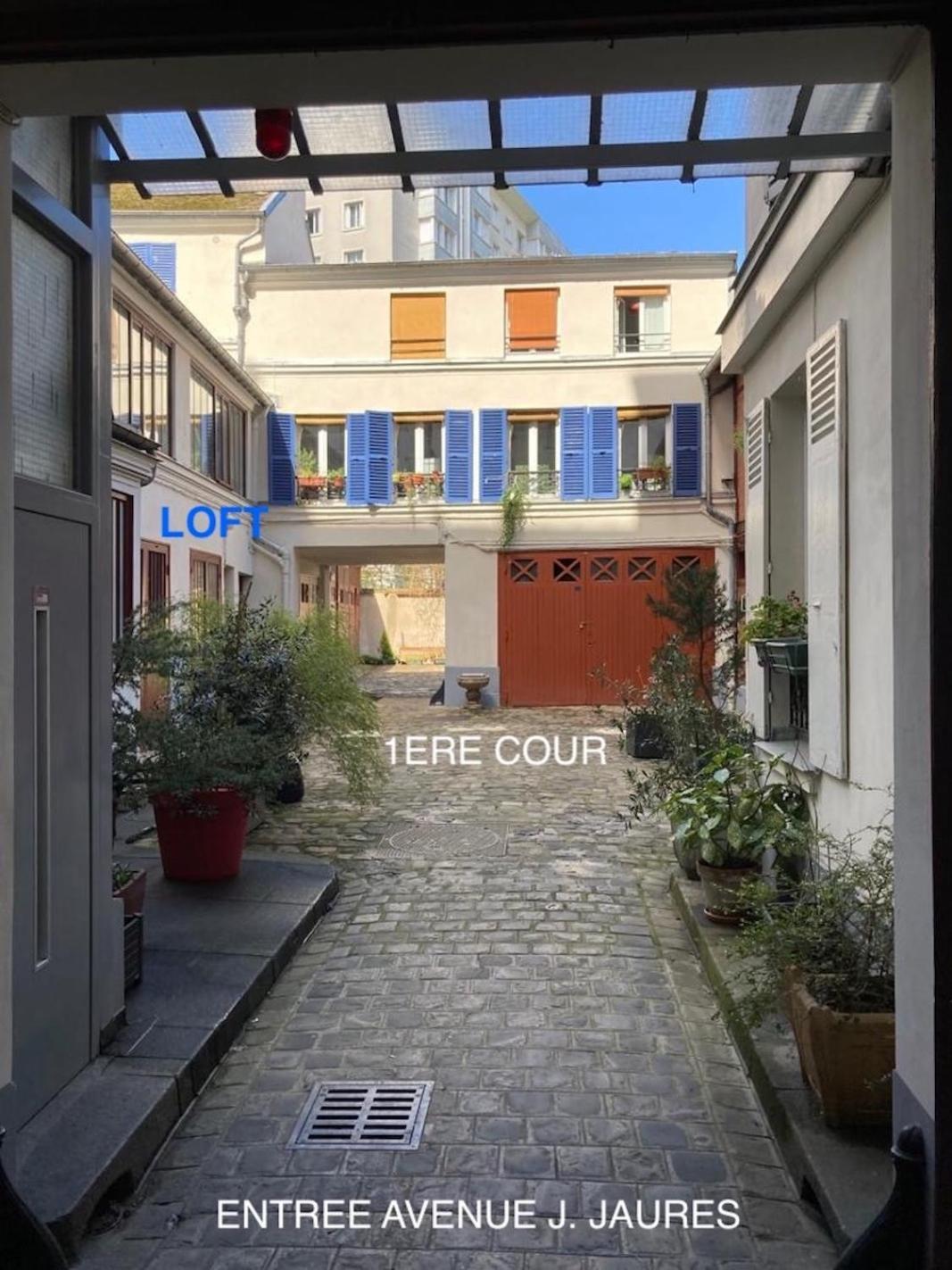 Loft Character With A View Of Court Leilighet Paris Eksteriør bilde
